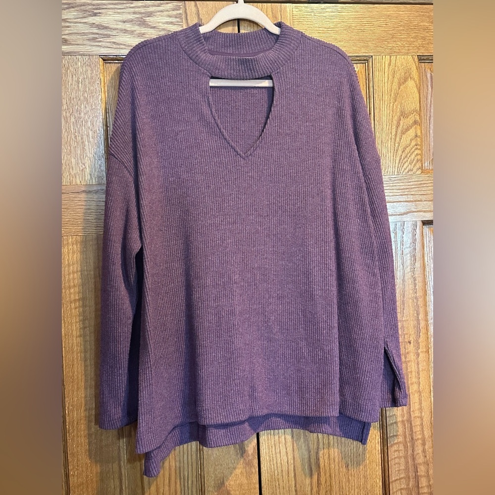 TERRA & SKY Purple Keyhole Sweatshirt